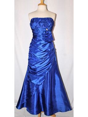Star Box #835 Taffeta with Ruching Formal Prom Gown-Size M-ROYAL BLUE-NWT